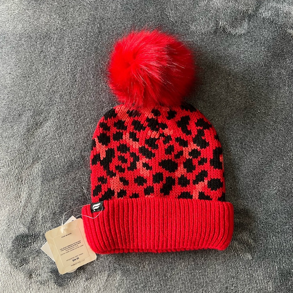 NWT Fabletics Red Leopard Beanie with Pom Pom - Picture 2 of 8